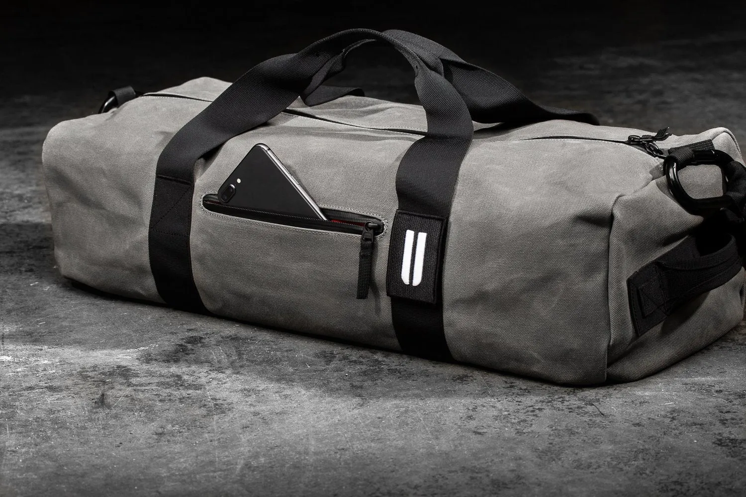 WAXED CANVAS TRADITIONAL DUFFLE